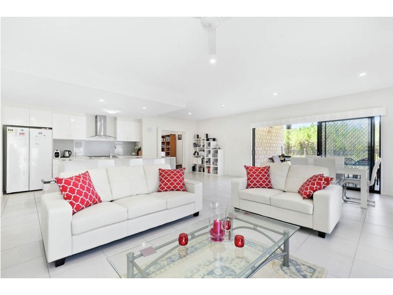 44 Waterbird Crescent, Caboolture QLD 4510