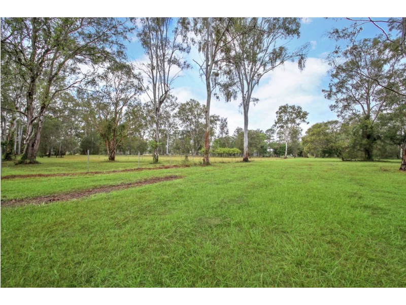 34 Taylor Road, Burpengary QLD 4505