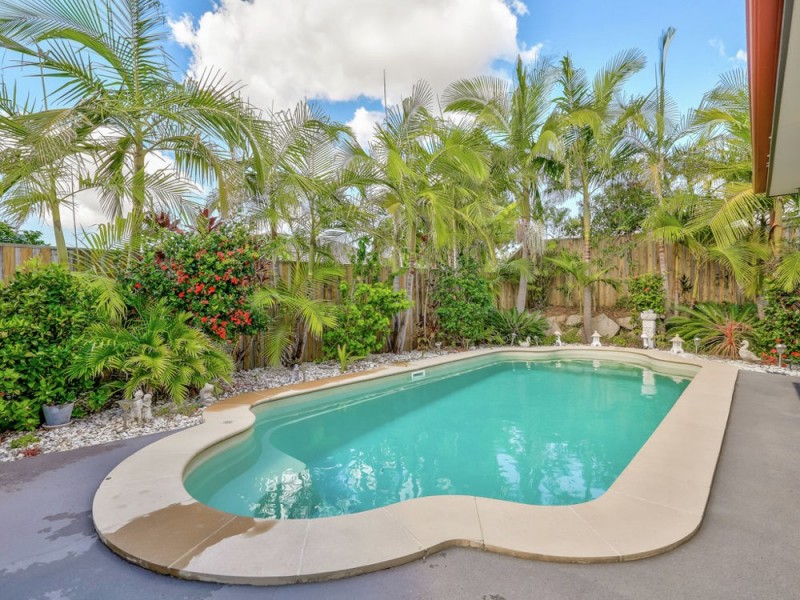 8 Citrus Court, Narangba QLD 4504