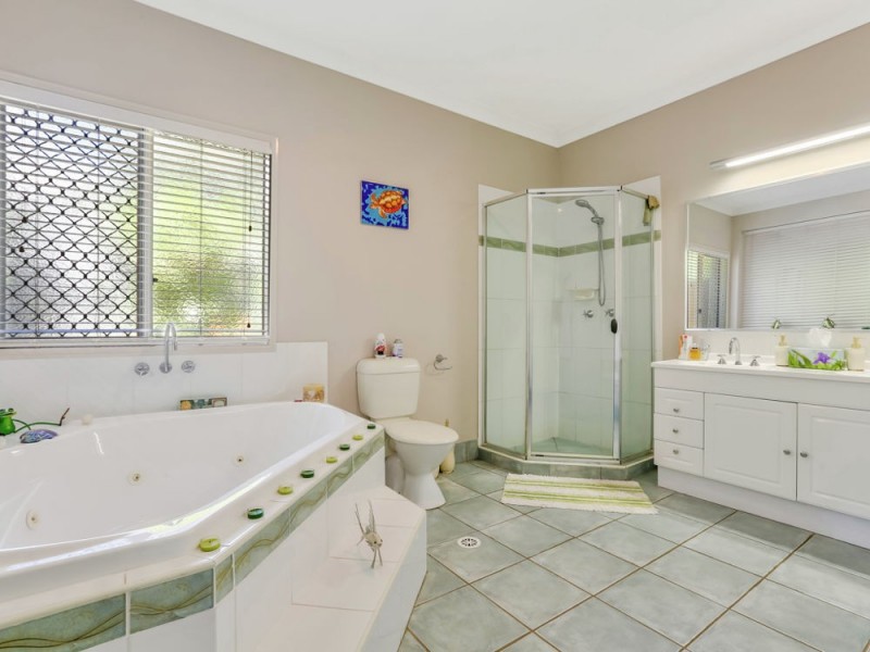 8 Citrus Court, Narangba QLD 4504