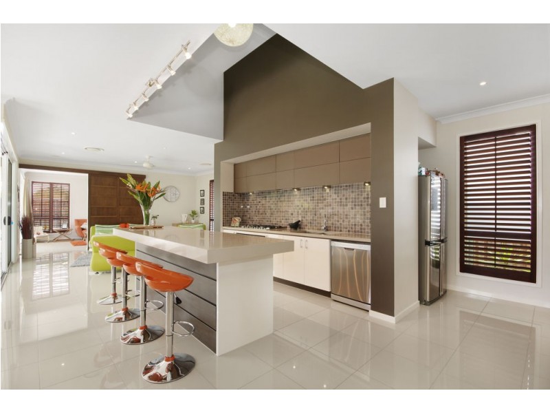 48 Williams Crescent, North Lakes QLD 4509