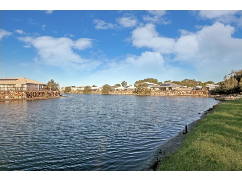 26 Coffey Court, Beachmere QLD 4510