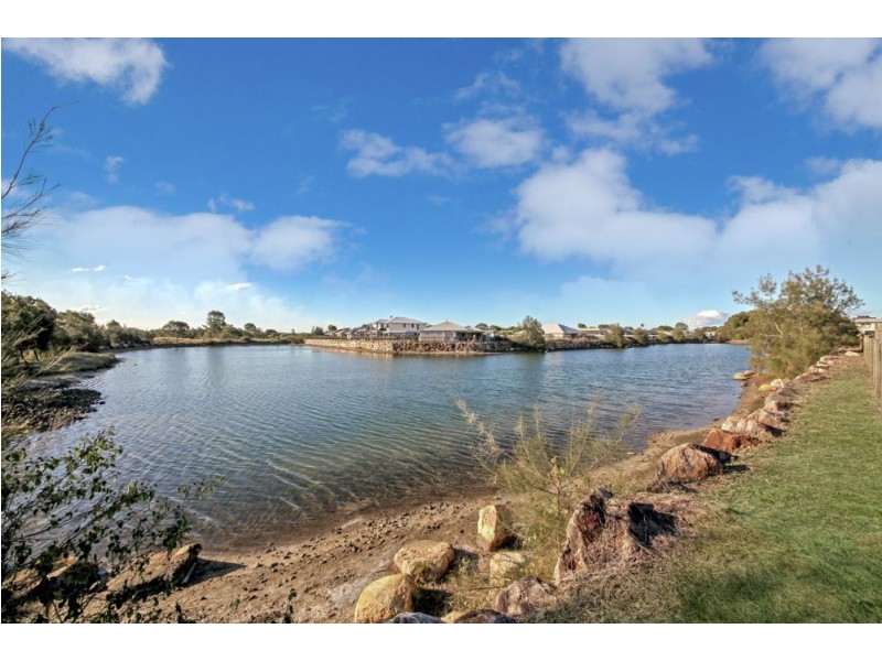 26 Coffey Court, Beachmere QLD 4510