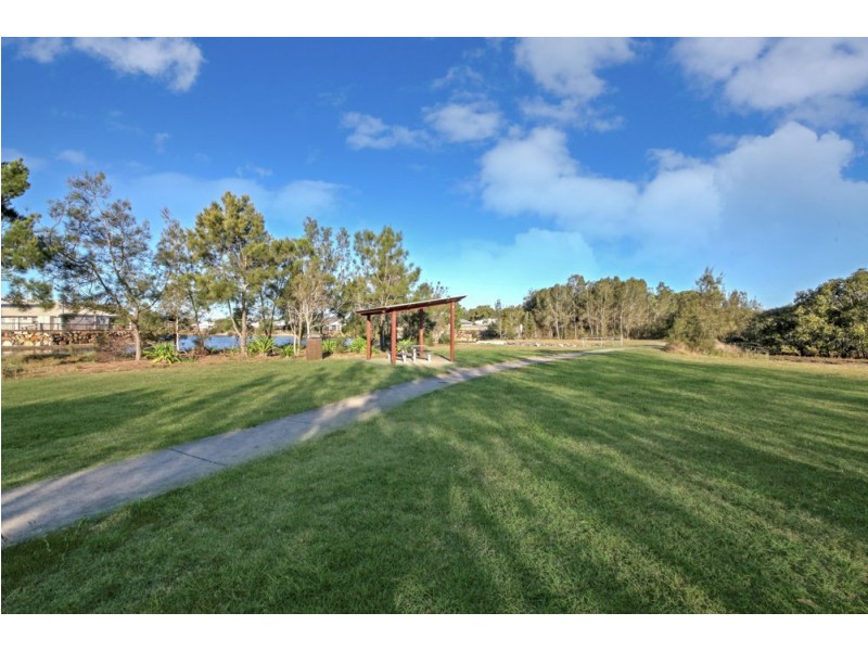 26 Coffey Court, Beachmere QLD 4510
