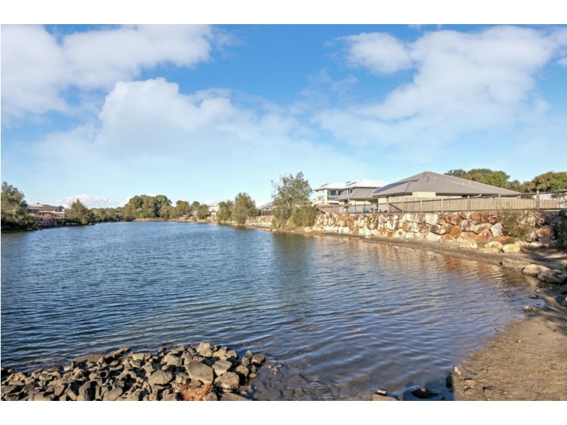 26 Coffey Court, Beachmere QLD 4510