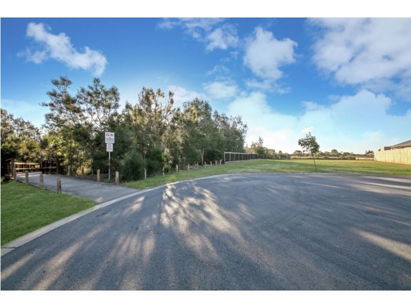 26 Coffey Court, Beachmere QLD 4510