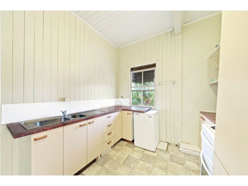 227 Smiths Road, Caboolture QLD 4510