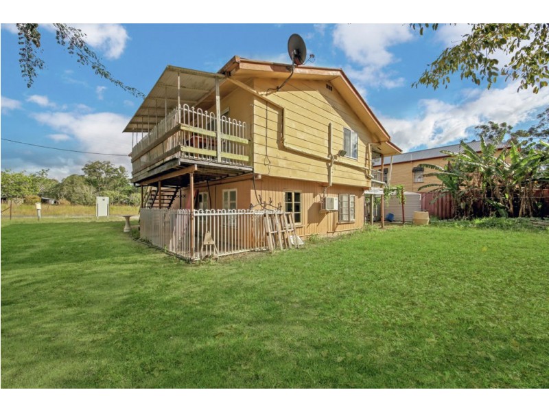 227 Smiths Road, Caboolture QLD 4510