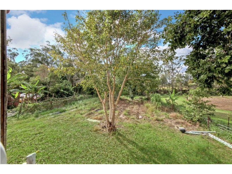 227 Smiths Road, Caboolture QLD 4510