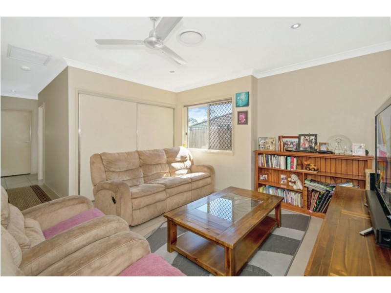 6 Silverbirch Court, Upper Caboolture QLD 4510