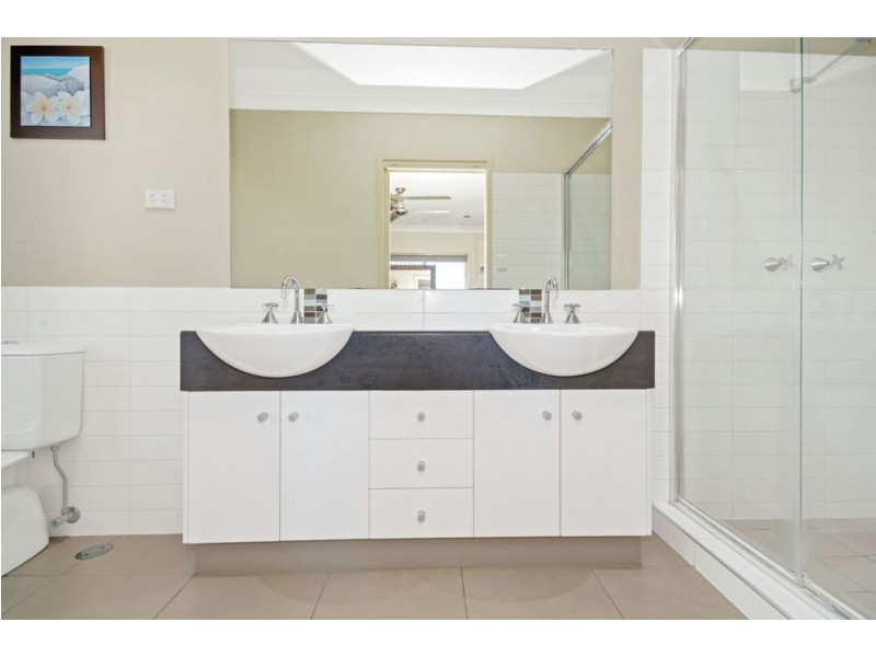 6 Silverbirch Court, Upper Caboolture QLD 4510