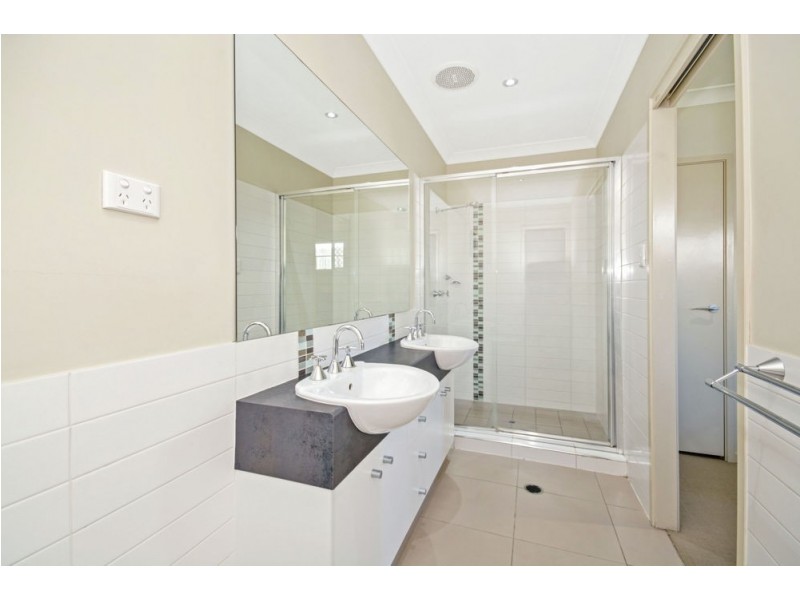 6 Silverbirch Court, Upper Caboolture QLD 4510