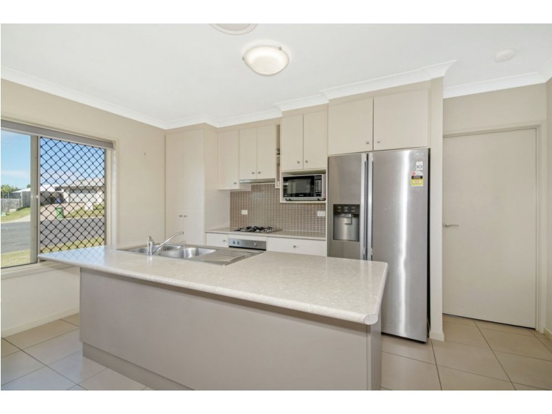 6 Silverbirch Court, Upper Caboolture QLD 4510