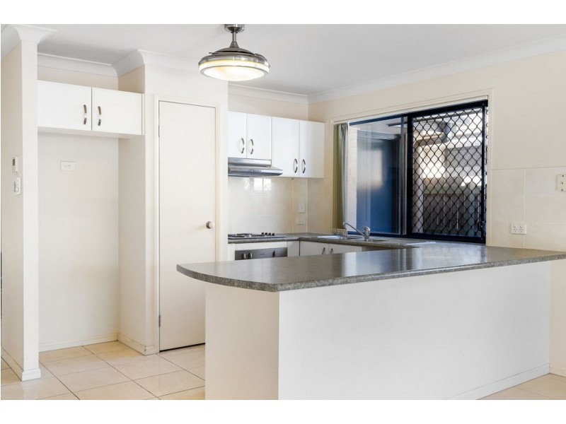 15 Desmond St, Narangba QLD 4504