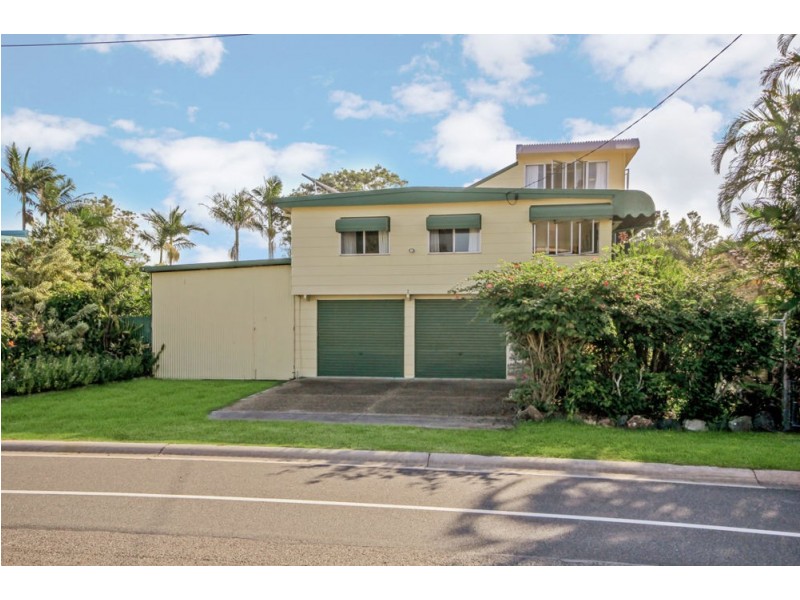 98 Biggs Avenue, Beachmere QLD 4510