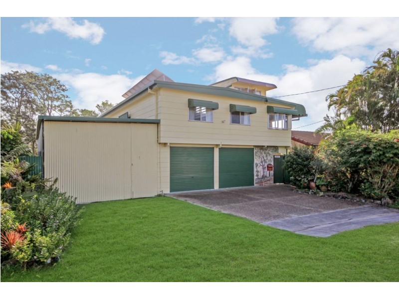 98 Biggs Avenue, Beachmere QLD 4510