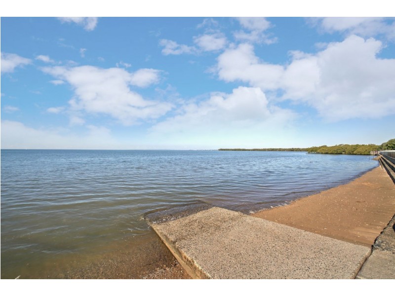 19 Grosvenor Terrace, Deception Bay QLD 4508