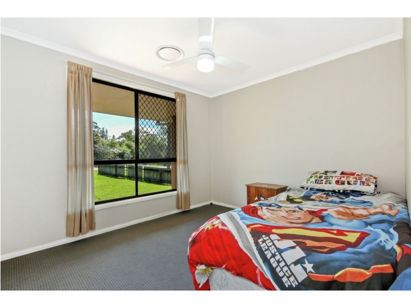 3 Bernborough Way, Ningi QLD 4511