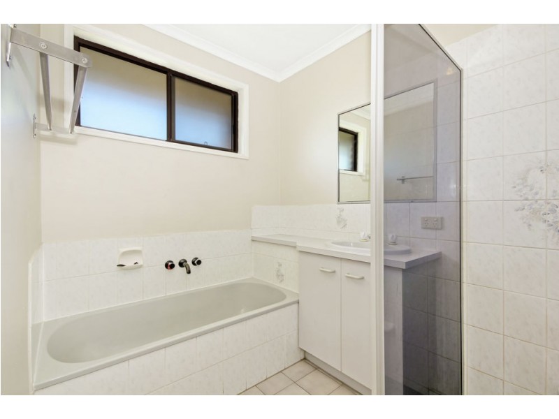 3 Bernborough Way, Ningi QLD 4511