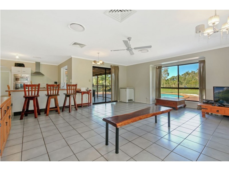 3 Bernborough Way, Ningi QLD 4511