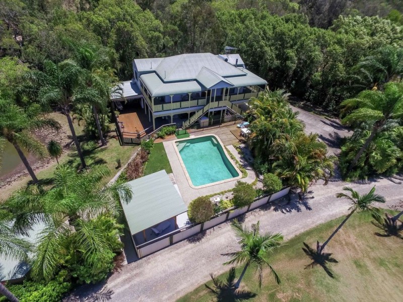 271 Beachmere Road, Beachmere QLD 4510