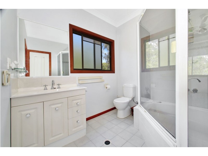 271 Beachmere Road, Beachmere QLD 4510