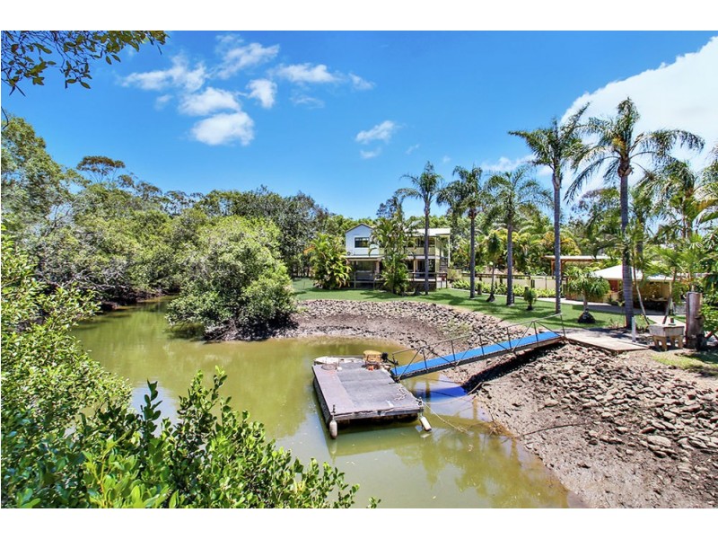 271 Beachmere Road, Beachmere QLD 4510