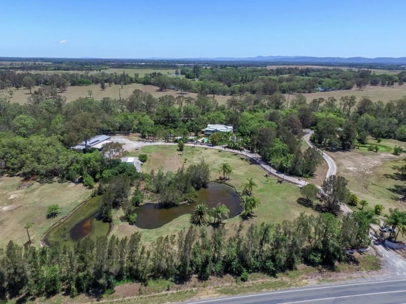 271 Beachmere Road, Beachmere QLD 4510