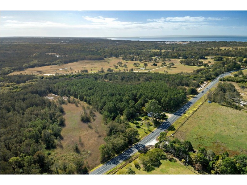 582 Beachmere Road, Beachmere QLD 4510