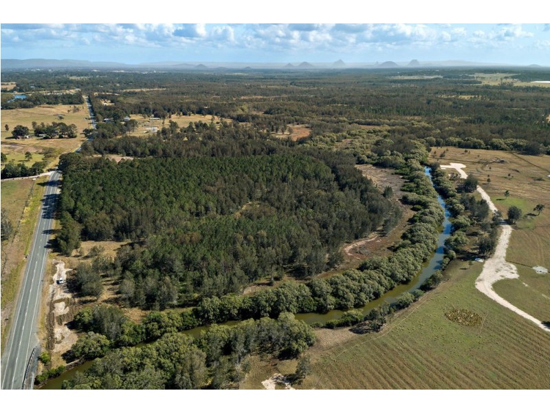 582 Beachmere Road, Beachmere QLD 4510