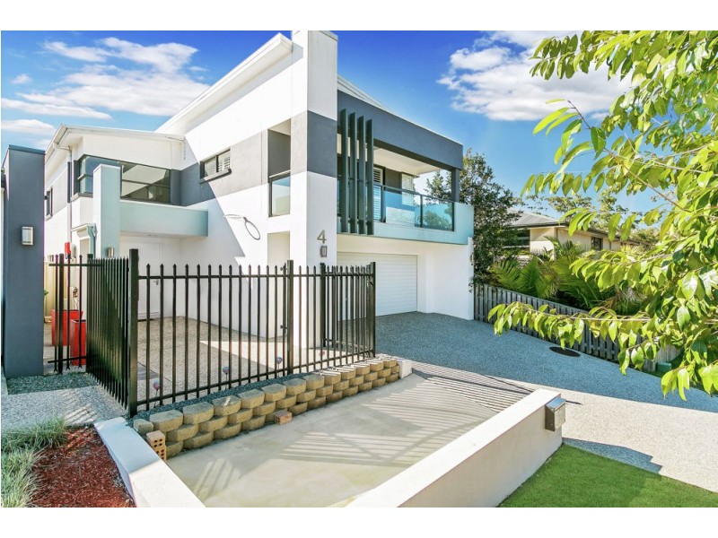 4 Hollow Crescent, Narangba QLD 4504