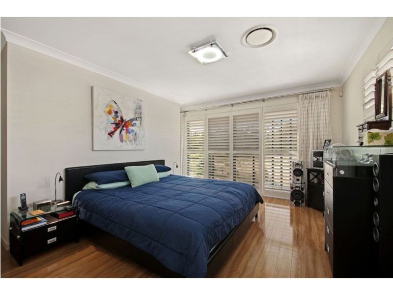 4 Hollow Crescent, Narangba QLD 4504