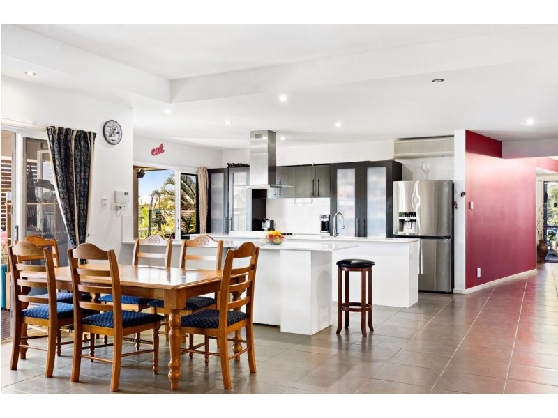 15 Geneva Crescent, Narangba QLD 4504