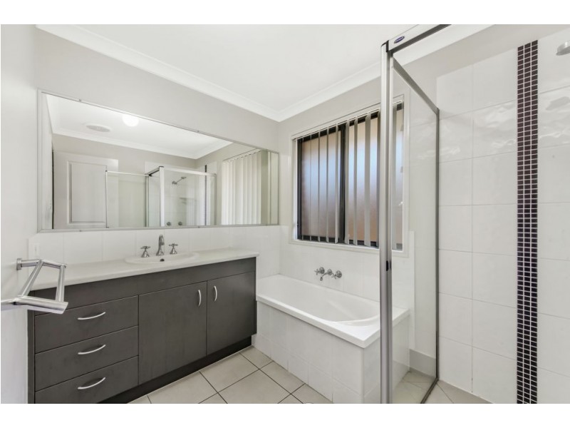 4/19-29 Nicole Street, Morayfield QLD 4506