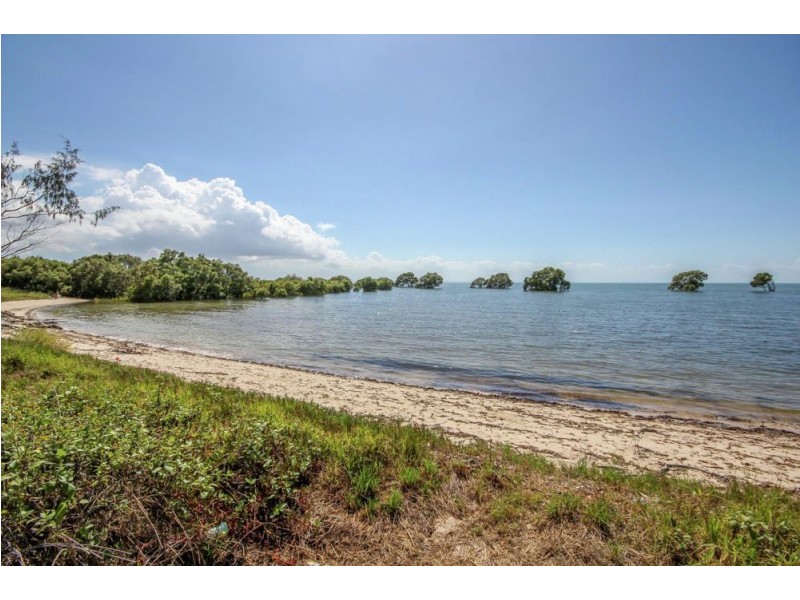 191 Bishop Road, Beachmere QLD 4510