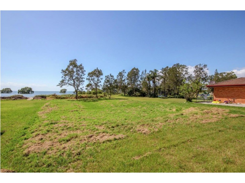 191 Bishop Road, Beachmere QLD 4510