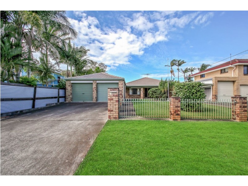 9 Pumicestone Street, Bellara QLD 4507