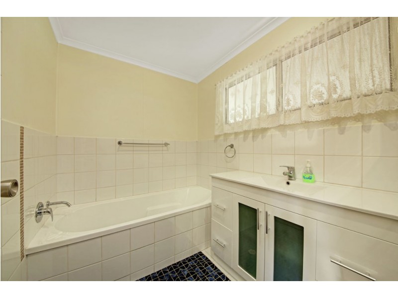 6 Hicks Street, Deception Bay QLD 4508