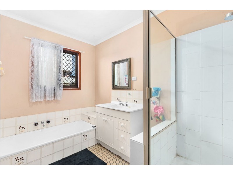 50 Rosemary Street, Caboolture South QLD 4510