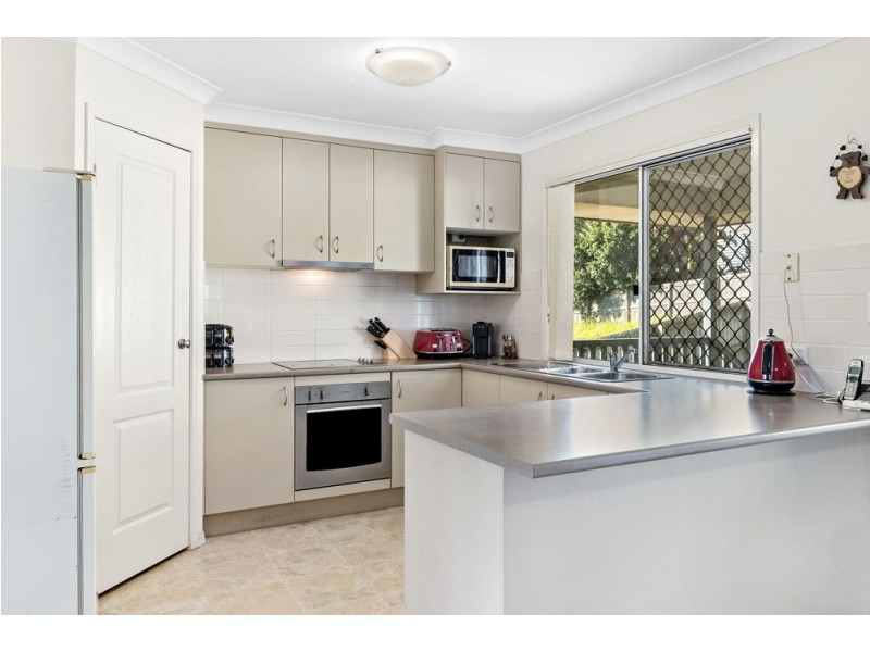 4 Valleyview Street, Narangba QLD 4504