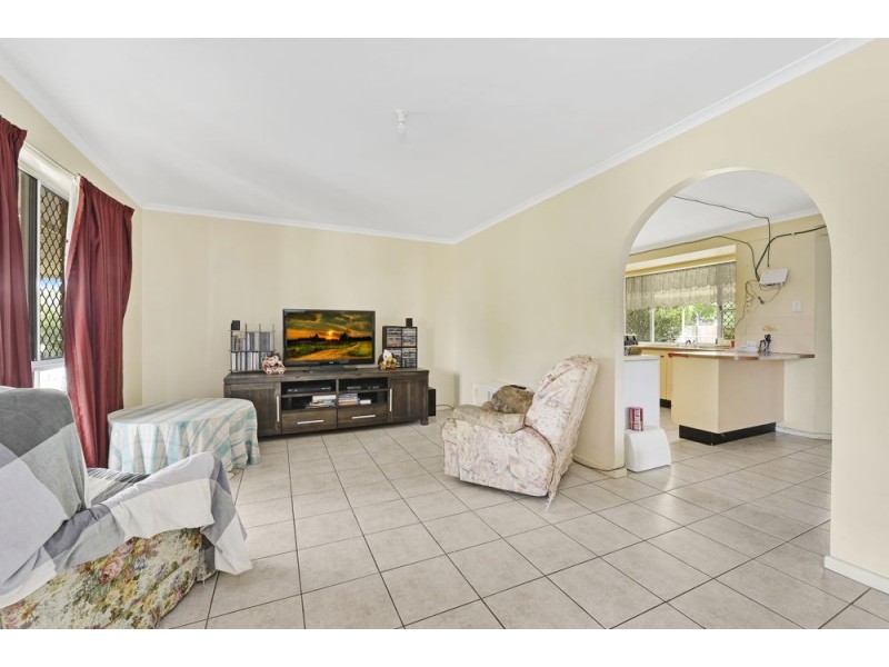 16 Bluebell Street, Caboolture QLD 4510