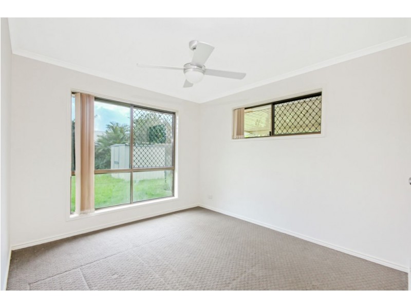 2/4 Sharon Court, Morayfield QLD 4506