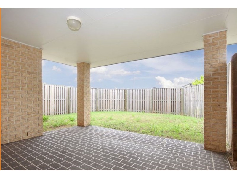 2/17 Atkins Court, Caboolture QLD 4510