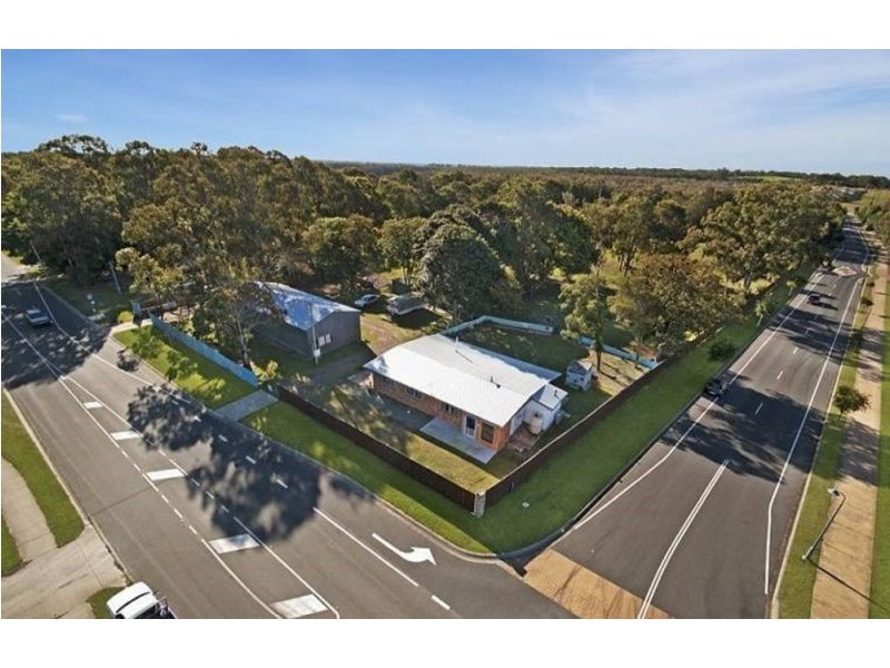 322-328 Bestmann Road, Godwin Beach QLD 4511