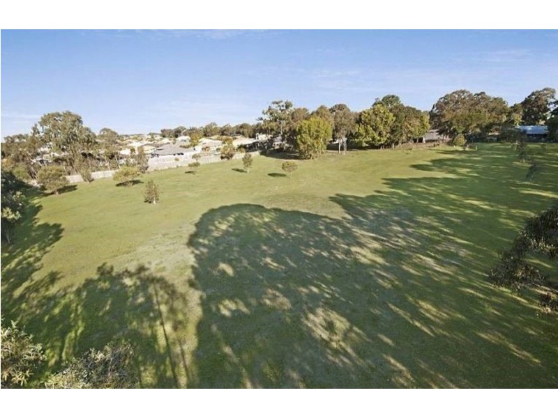 322-328 Bestmann Road, Godwin Beach QLD 4511