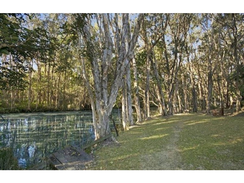 322-328 Bestmann Road, Godwin Beach QLD 4511