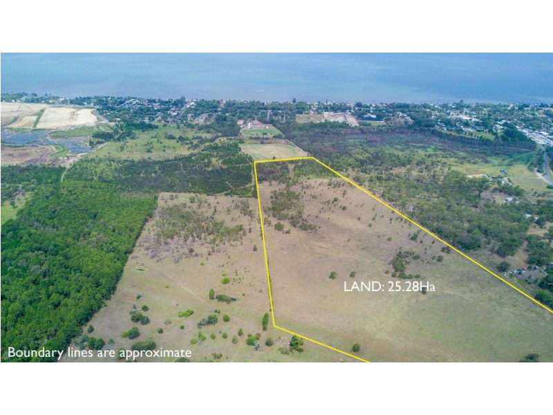 22-48 Raff Road, Beachmere QLD 4510