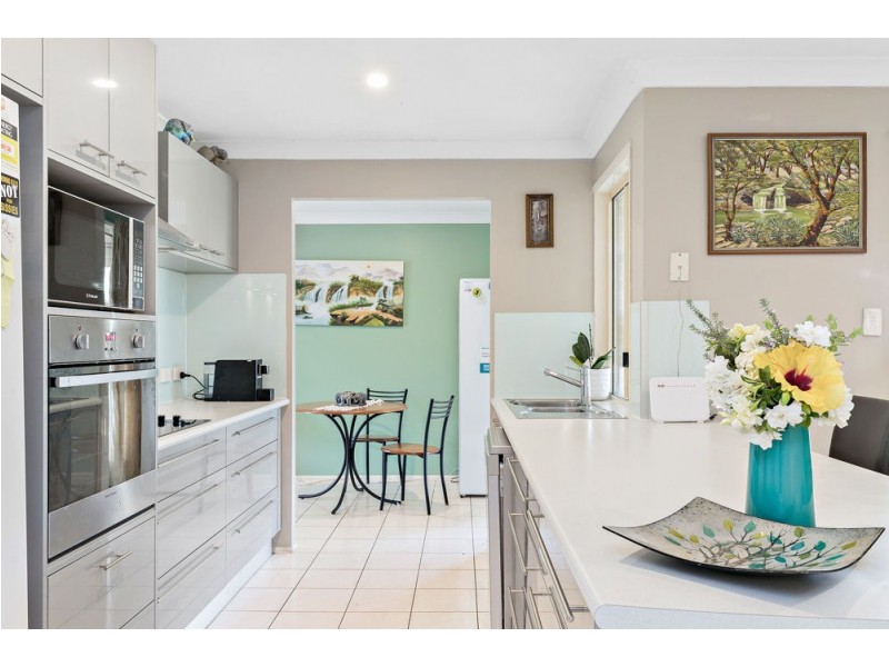 6 Suffolk Street, Caboolture South QLD 4510