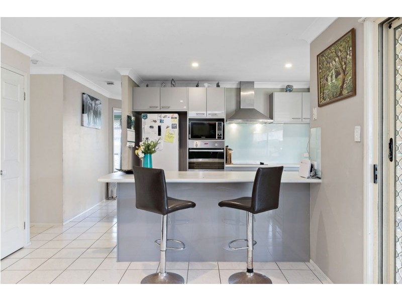 6 Suffolk Street, Caboolture South QLD 4510