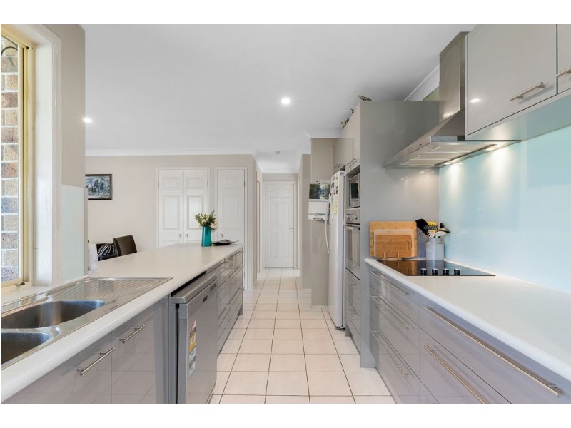 6 Suffolk Street, Caboolture South QLD 4510